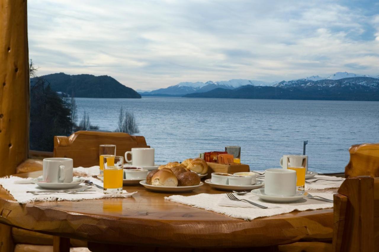 Le Chateau Bed & Breakfast *