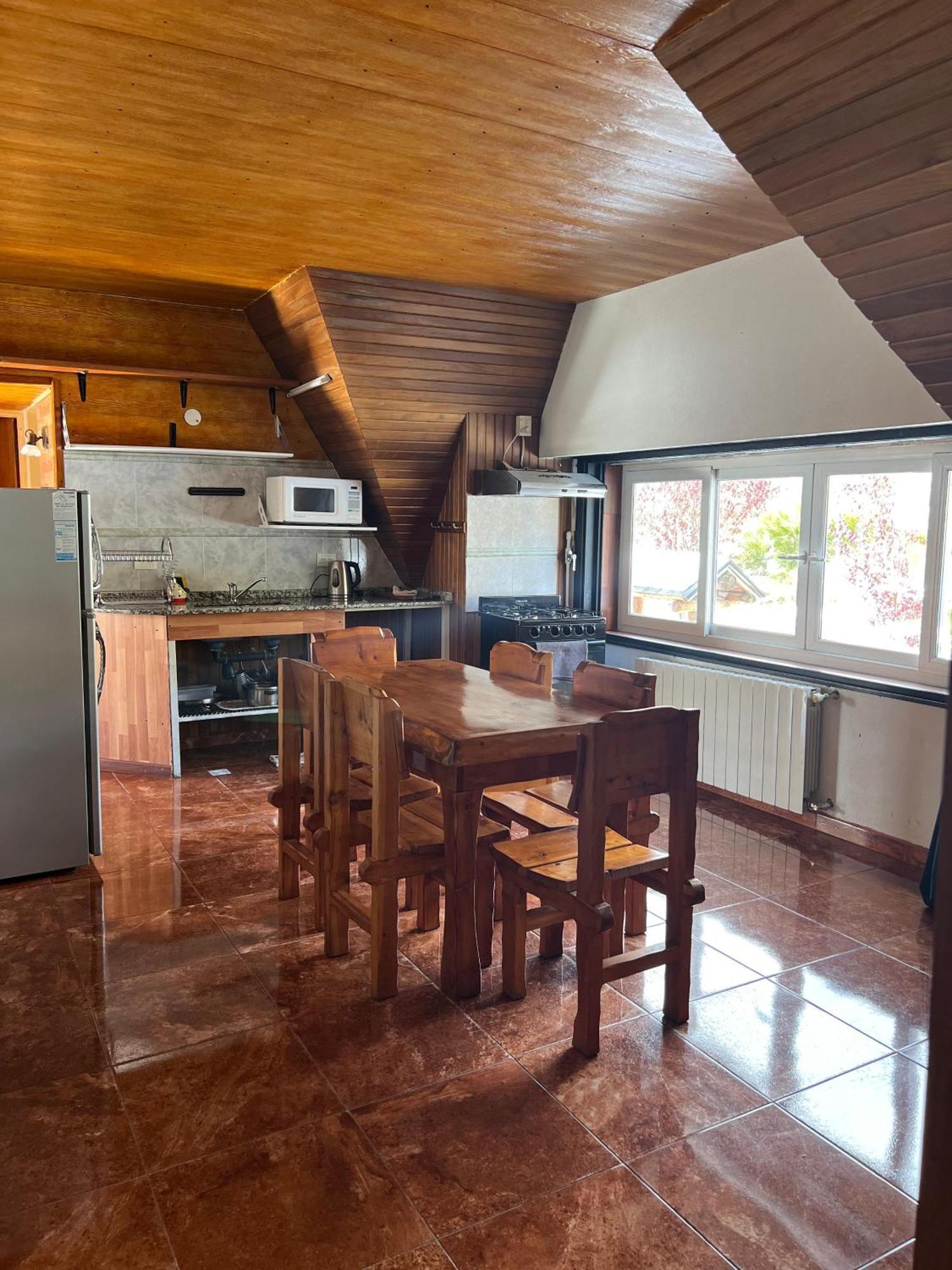 Le Chateau Bed & Breakfast *