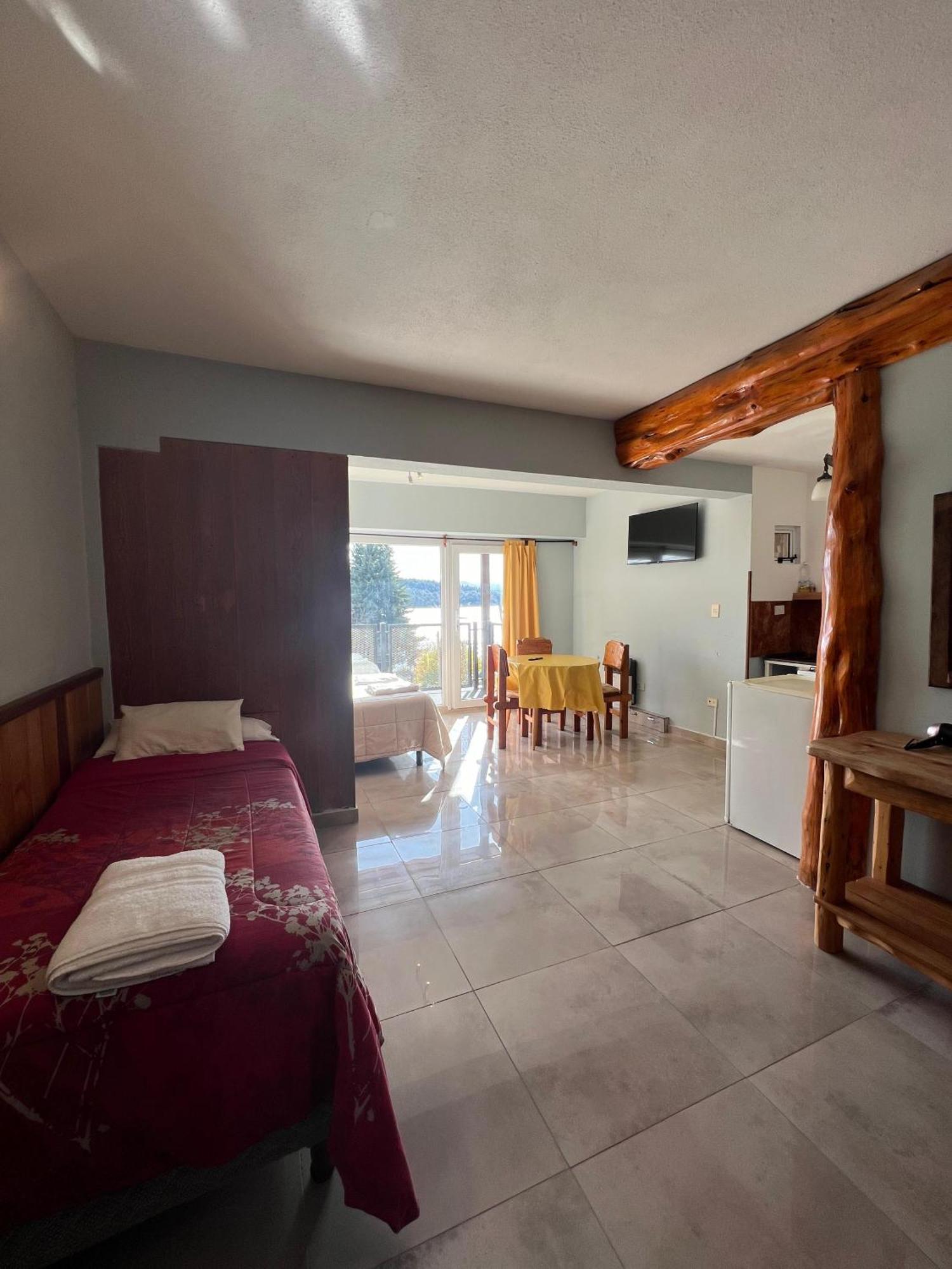 Le Chateau Bed & Breakfast